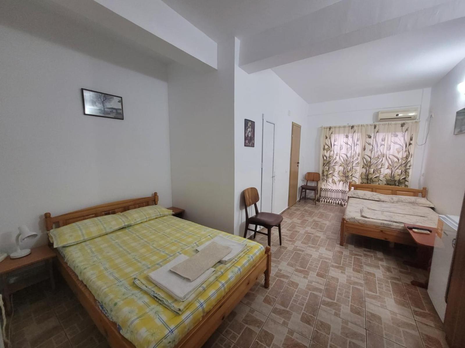 Cazare Eforie Nord, Plaja Acapulco, Garsoniere Four Studios, Bucatarie Comuna, Baie Proprie, Etaj 4, Fara Lift Ngoại thất bức ảnh